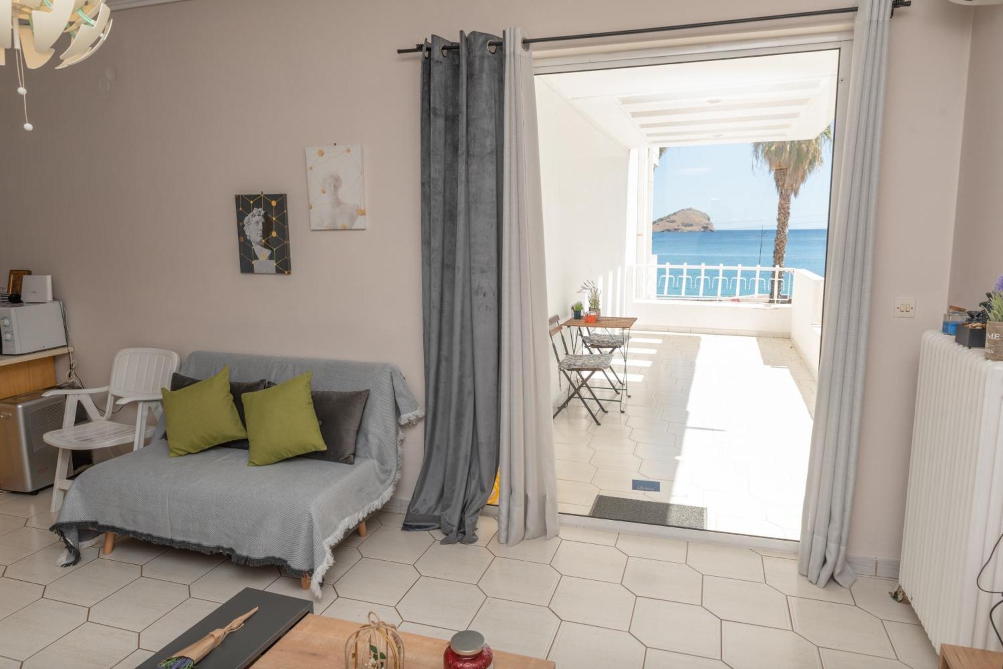 Bluehouse Apartment Porto Rafti Exterior photo